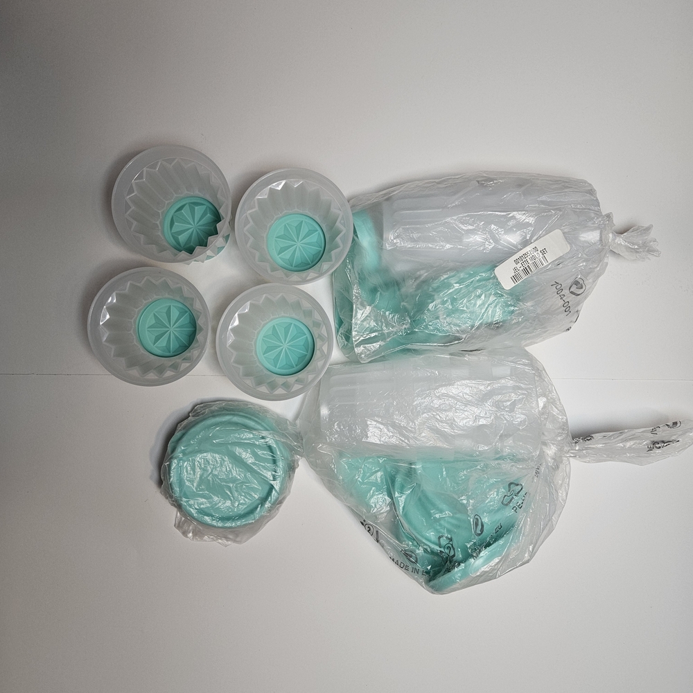 Tupperware Jel-ette molds NEW - 3 sets of 4 ... 12 molds total